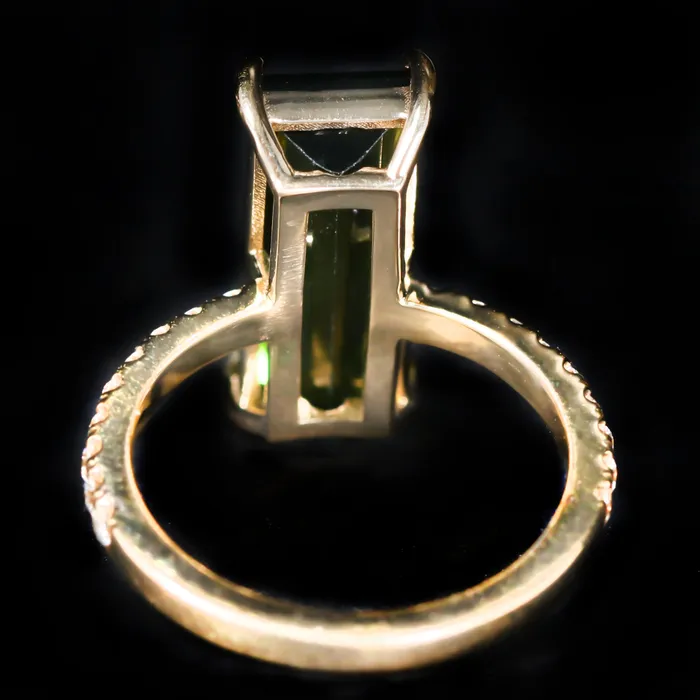 Rings JS Simmons Diamond Consultants 18K Yellow Gold 598 Carat Green Tourmaline and Diamond Ring