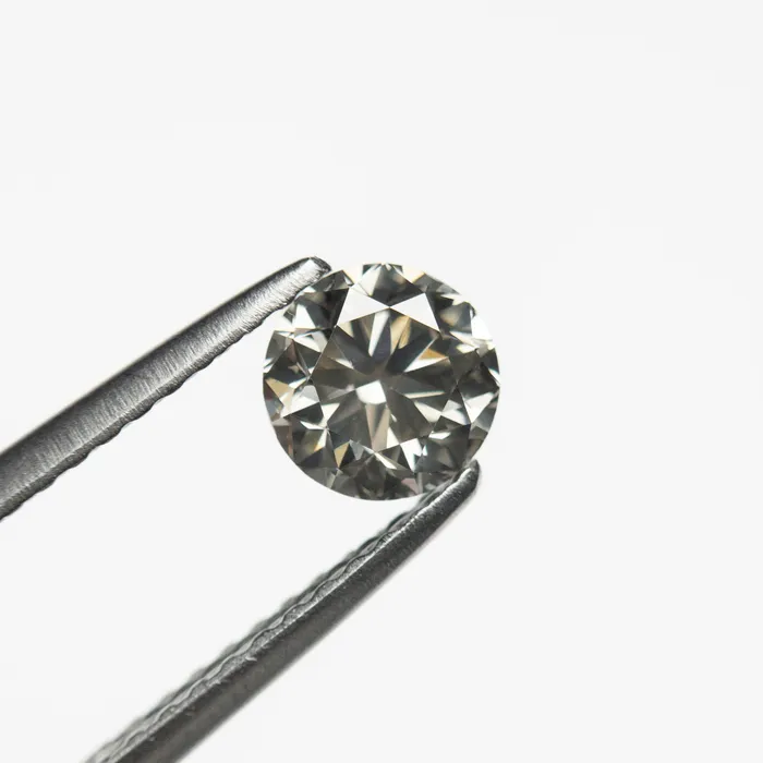 Rings Misfit Diamonds 060ct 514x512x350mm Fancy Grey Round Brilliant 1896817