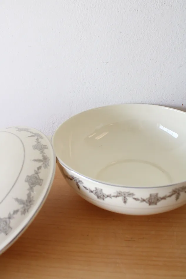 Taylor Smith USA Silver Floral Patterned Serving Dish Taylor Smith USA Rings
