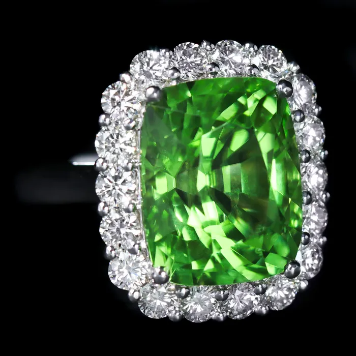 The Gem House Rings 18K White Gold 1192 Carat Peridot and Diamond Ring