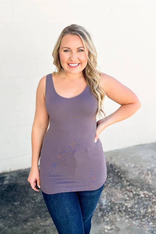 The Perfect Basic Seamless Reversible Tank Top Shark Grey Judson Earrings