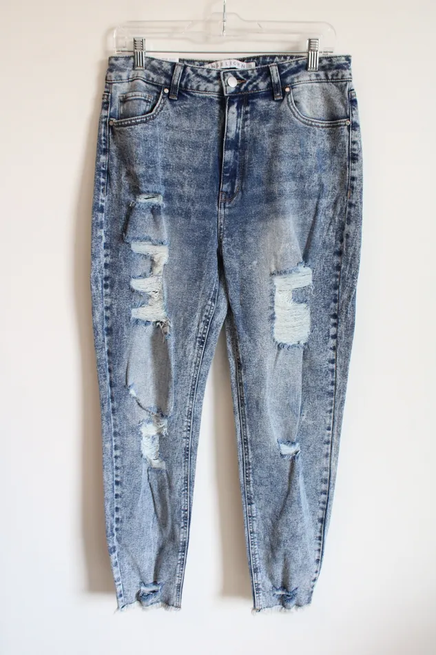 Tinseltown Necklaces NEW Tinseltown The HiRise Distressed Mom Jean 1331