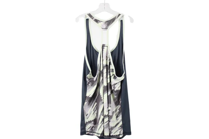 Under Armour Earrings Under Armour Gray Tank Youth XL 1618