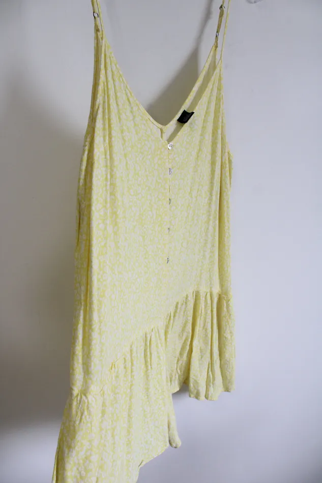 Wild Fable Rings Wild Fable Yellow White Leopard Print Romper XL