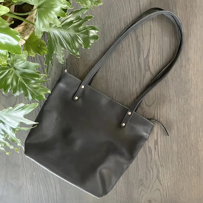 ZANI Rings Leather Tote Bag Black